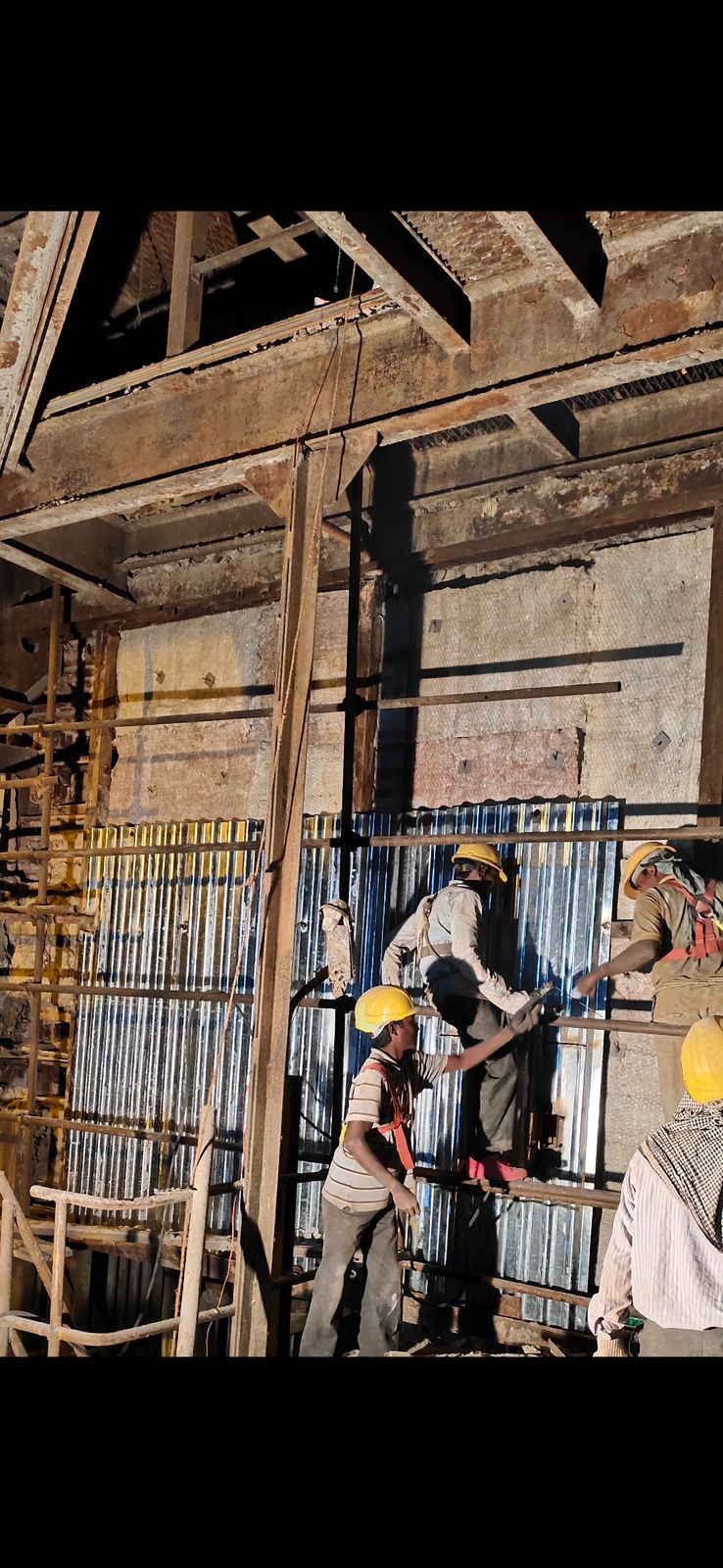 BOILER FURNACE MS RIBBED SHEET FITTING WORK UNDER MAHARASHTRA STATE POWER GENRATION COMPANY LIMITED (MAHAGENCO) AT NASHIK TPS